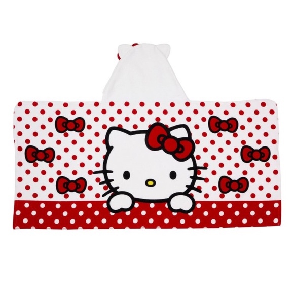 *NEW* Hello Kitty Kids' Hooded Towel Wrap - Picture 4 of 11